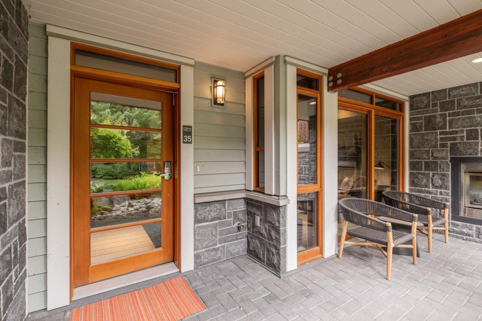 Fitzsimmons Walk 35 By Outpost Holiday home