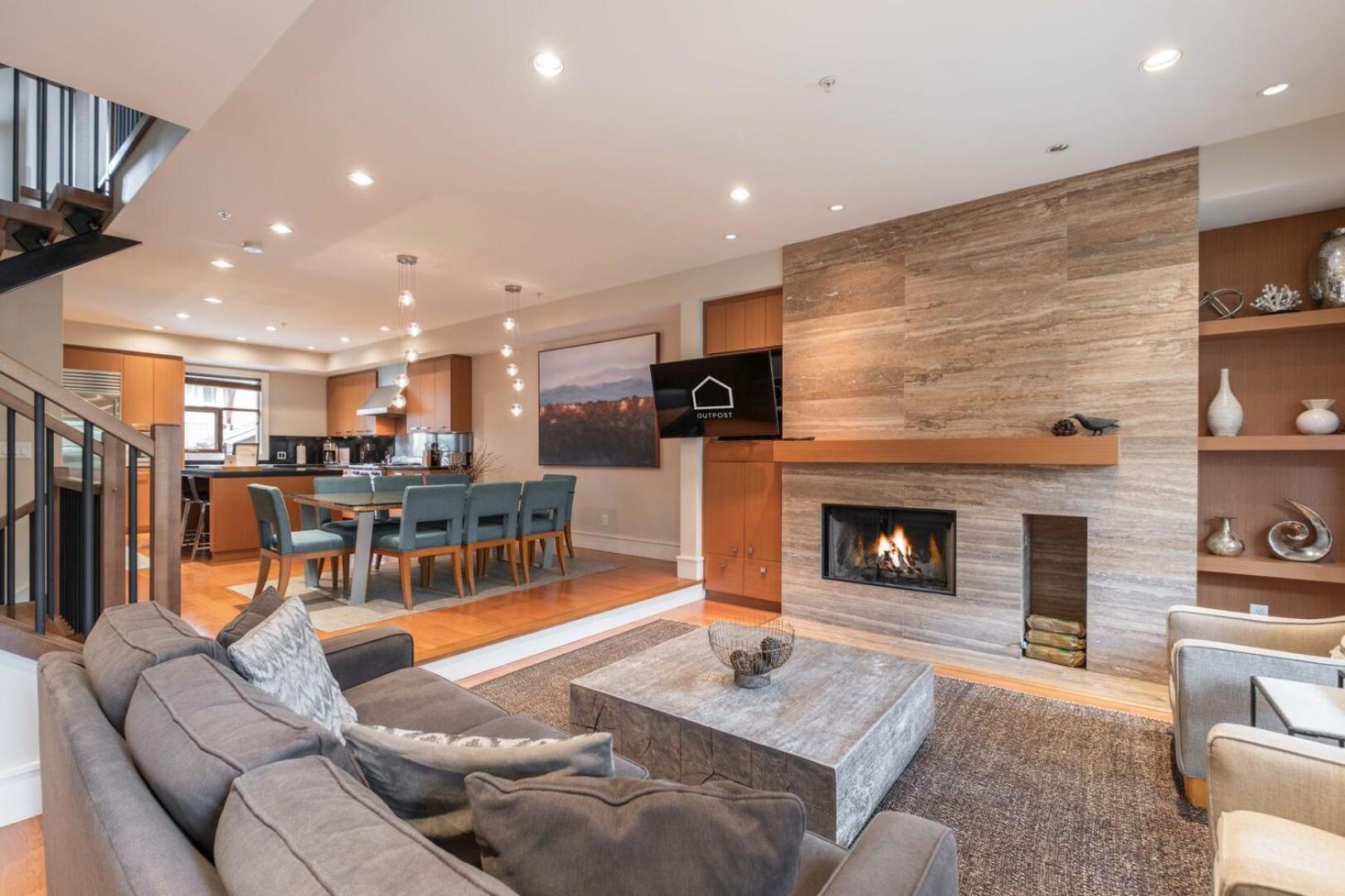 Fitzsimmons Walk 35 By Outpost Holiday home *